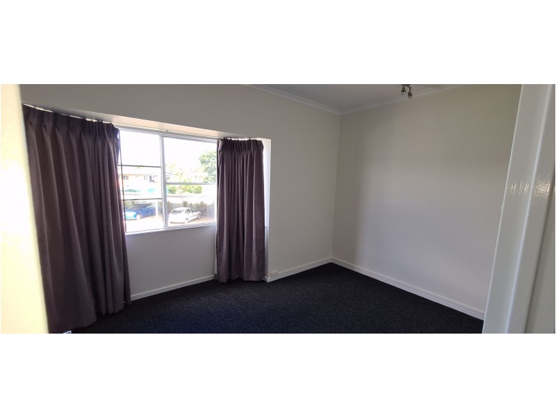 4/11 Brown Street, Woree QLD 4868