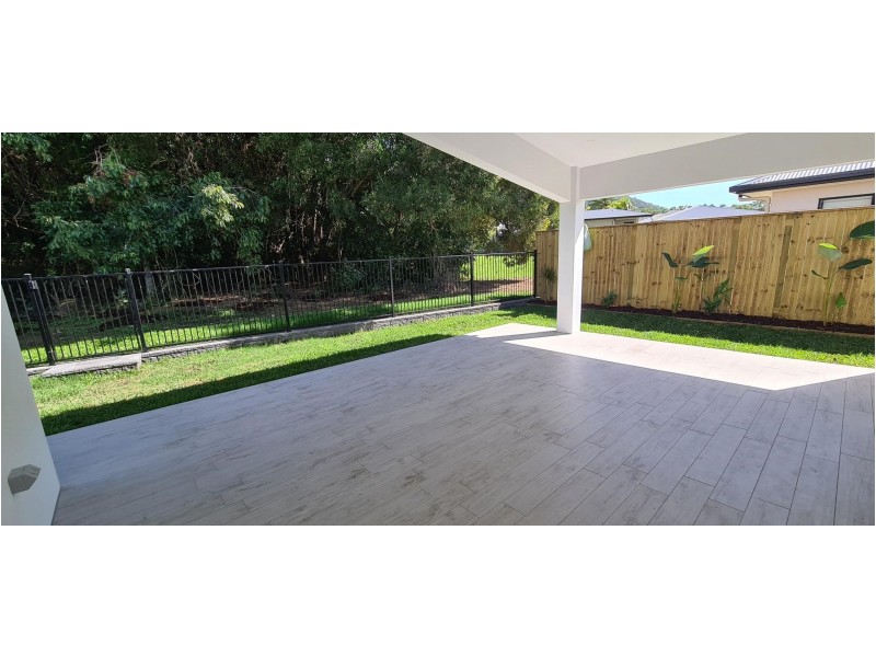 59 Argentea Boulevard, Palm Cove QLD 4879