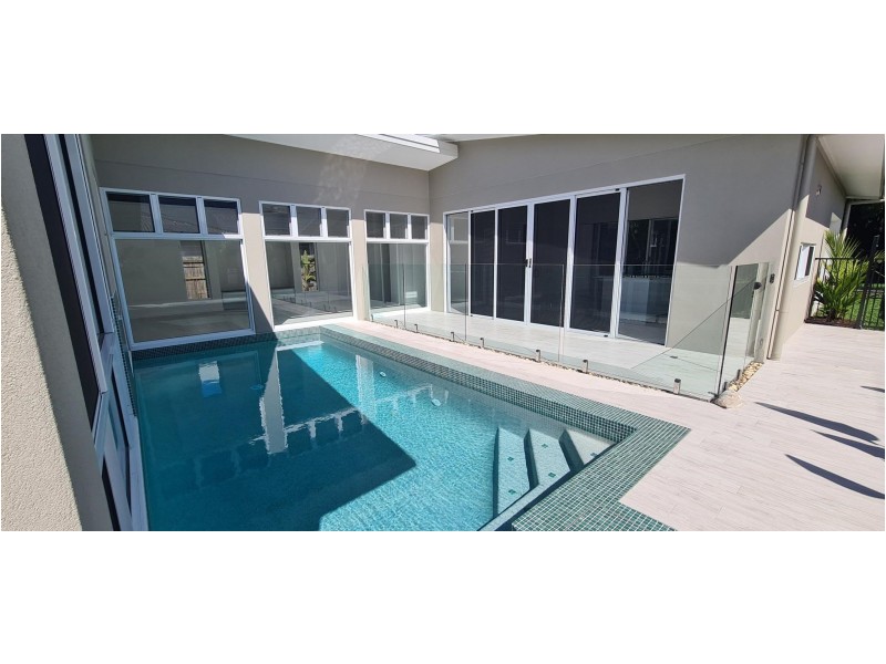 59 Argentea Boulevard, Palm Cove QLD 4879