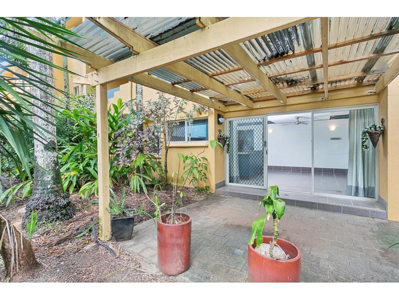 1/1 Chester Court, Manunda QLD 4870