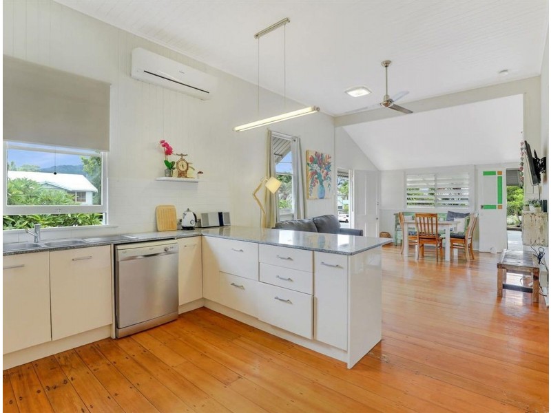 53 Charles Street, Parramatta Park QLD 4870