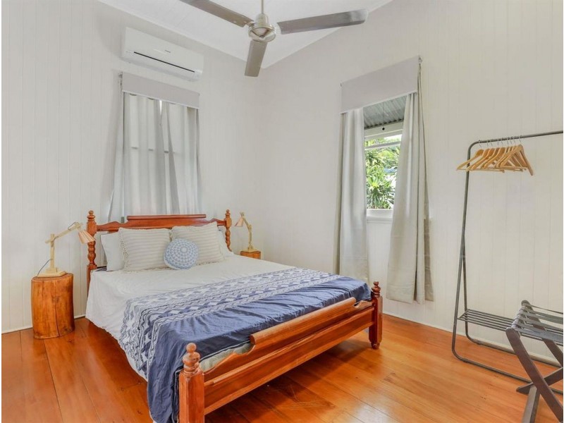 53 Charles Street, Parramatta Park QLD 4870