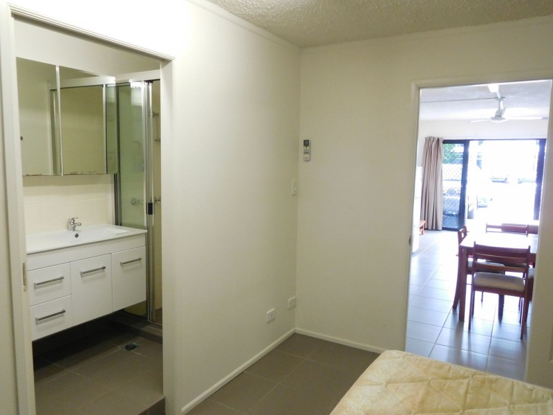 217A Lake Street, Cairns North QLD 4870