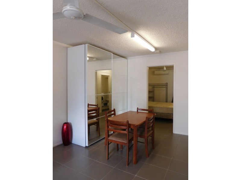 217A Lake Street, Cairns North QLD 4870