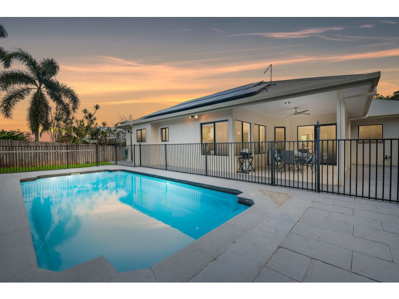 14 Hazelwood Close, Mount Sheridan QLD 4868