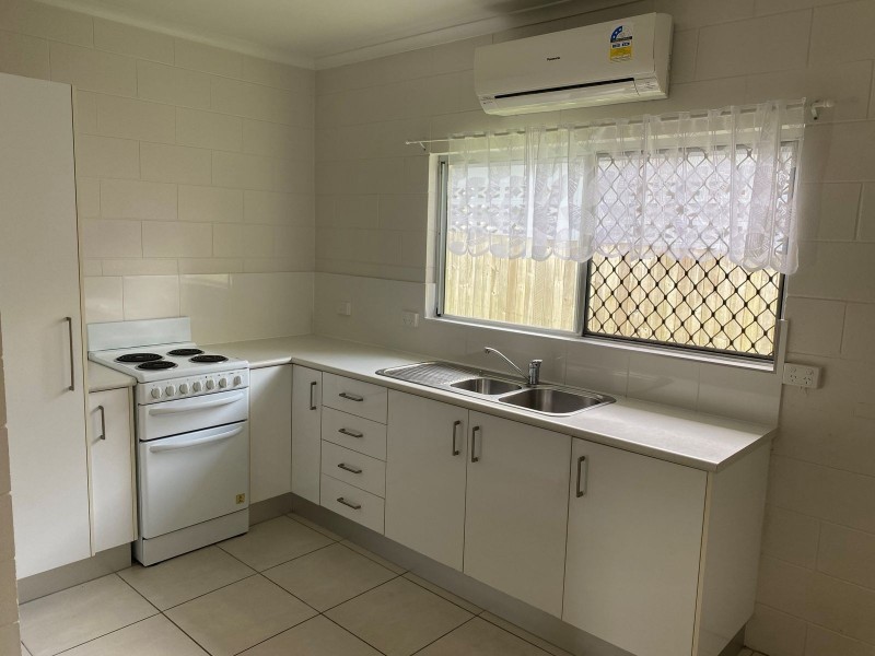 55 Macilwraith Street, Manoora QLD 4870