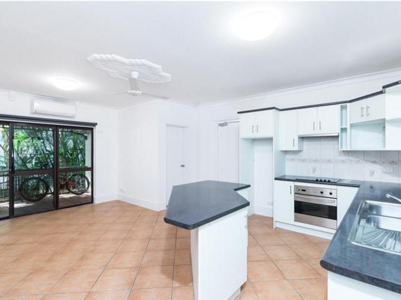 9/21-25 Cedar Road, Palm Cove QLD 4879
