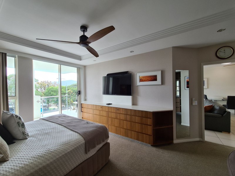 17/155-159 Esplanade, Cairns City QLD 4870
