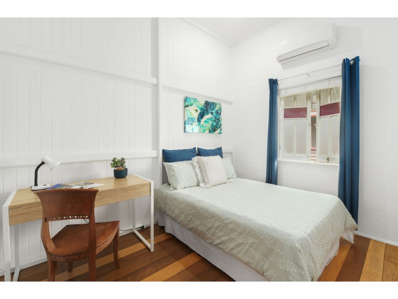 12 Queen Street, Parramatta Park QLD 4870