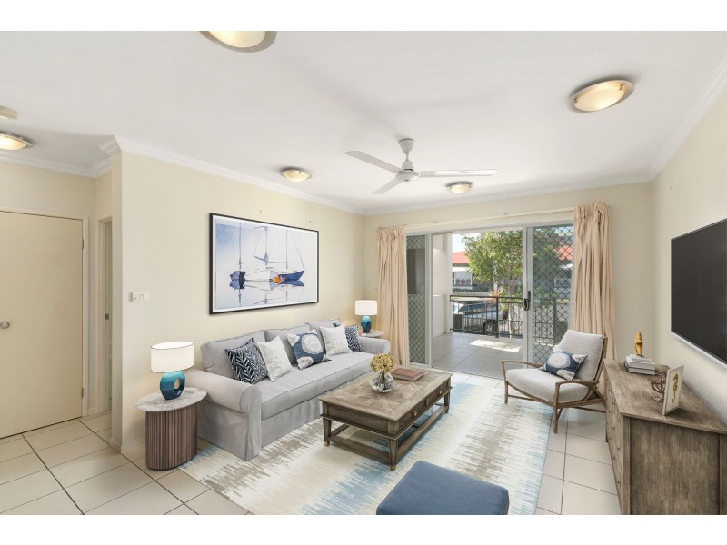 4/16-18 Smith Street, Cairns North QLD 4870