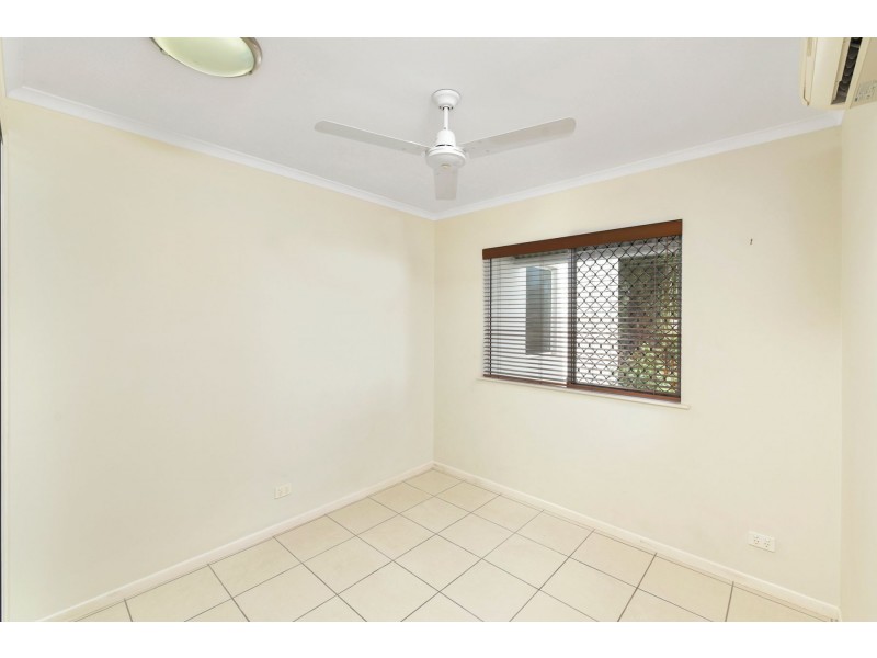4/16-18 Smith Street, Cairns North QLD 4870