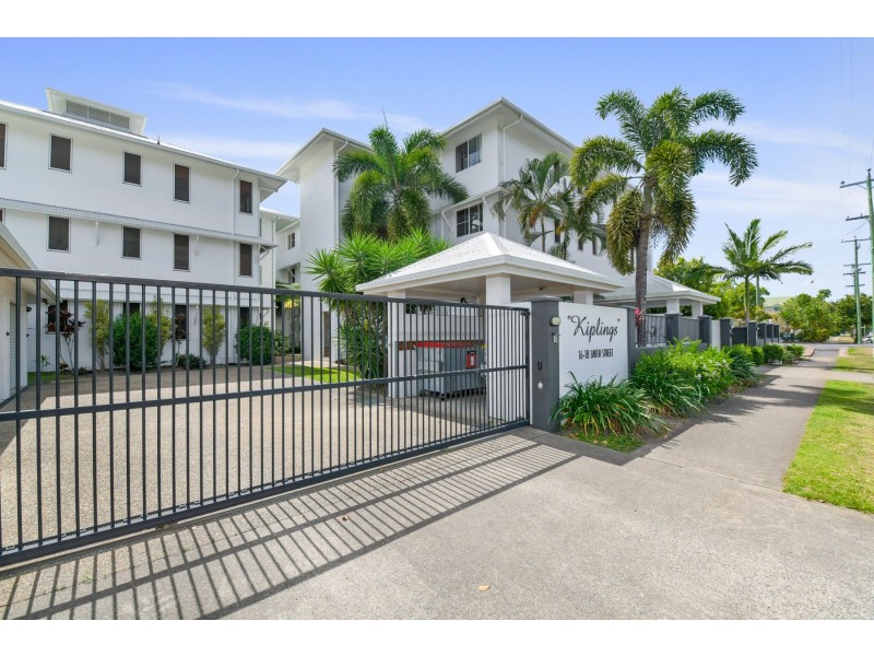4/16-18 Smith Street, Cairns North QLD 4870