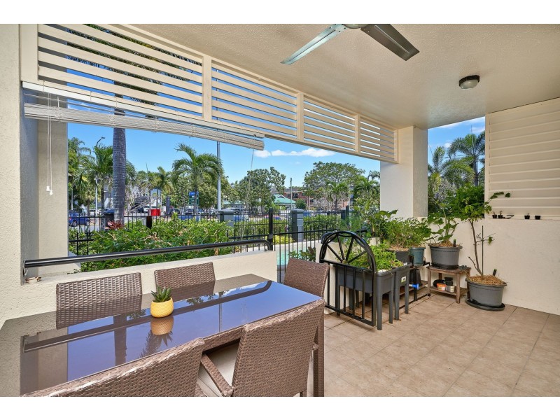 5/304-308 Lake Street, Cairns North QLD 4870