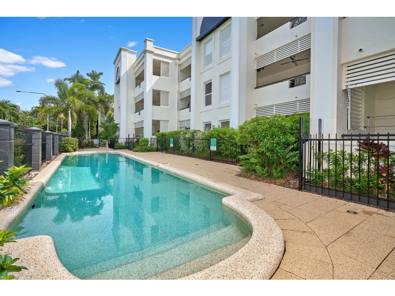 5/304-308 Lake Street, Cairns North QLD 4870