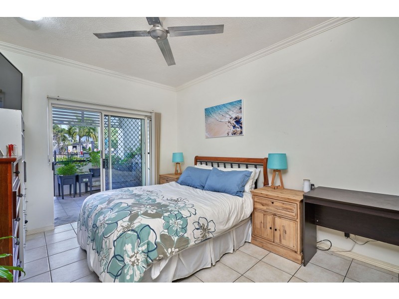 5/304-308 Lake Street, Cairns North QLD 4870