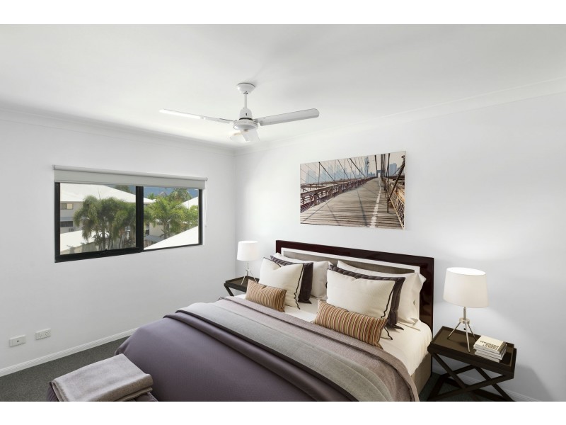 14/293-301 Esplanade, Cairns North QLD 4870