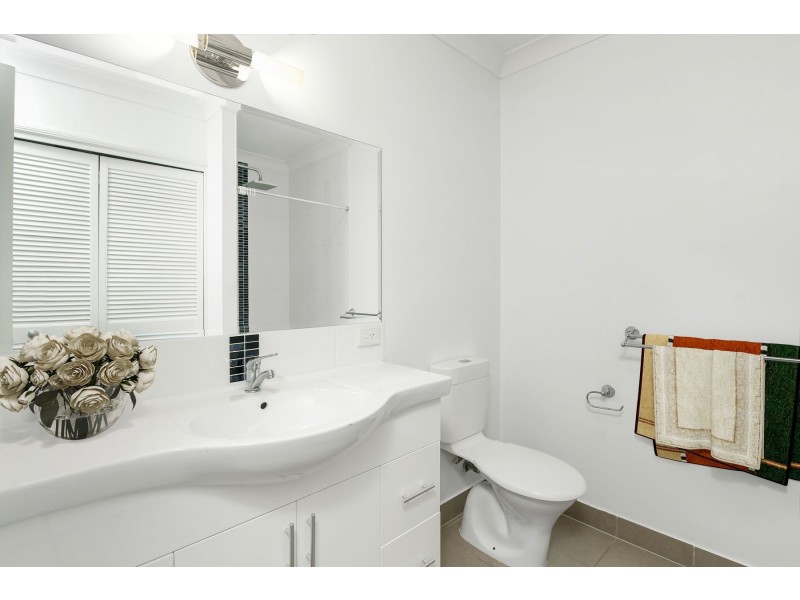 14/293-301 Esplanade, Cairns North QLD 4870