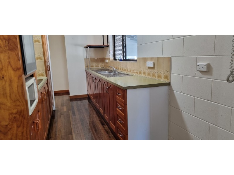 84 Johanna Road, Trinity Beach QLD 4879