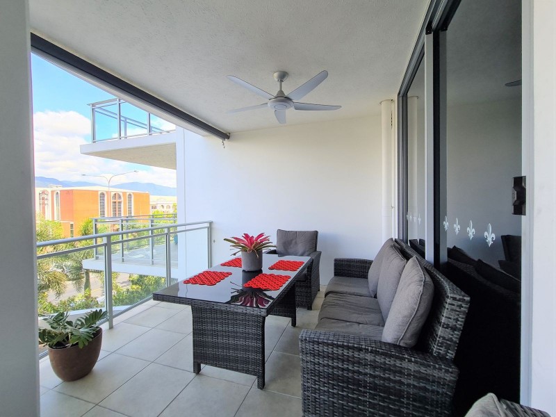 302/125-129 Esplanade, Cairns City QLD 4870