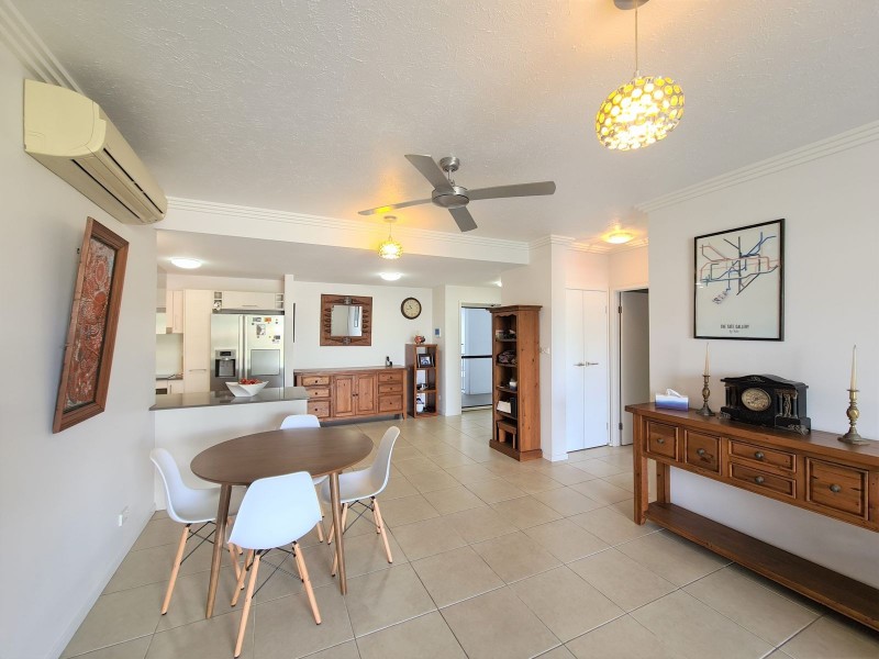 302/125-129 Esplanade, Cairns City QLD 4870