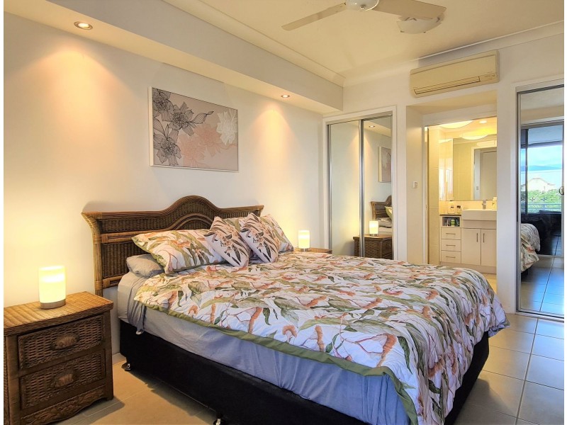 302/125-129 Esplanade, Cairns City QLD 4870