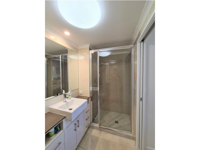 302/125-129 Esplanade, Cairns City QLD 4870