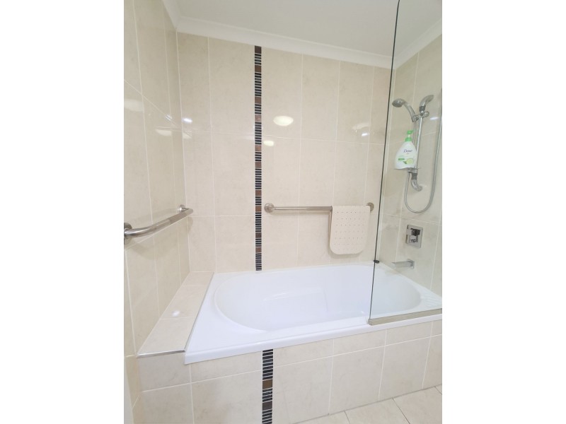 302/125-129 Esplanade, Cairns City QLD 4870