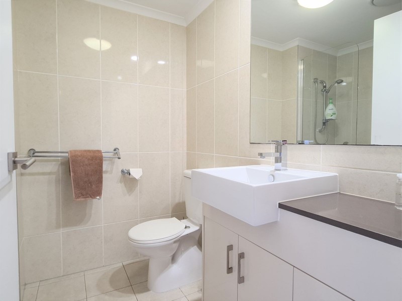 302/125-129 Esplanade, Cairns City QLD 4870