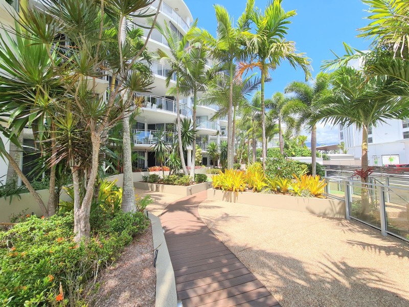 302/125-129 Esplanade, Cairns City QLD 4870