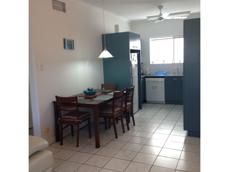 14/14 Upward Street, Cairns North QLD 4870