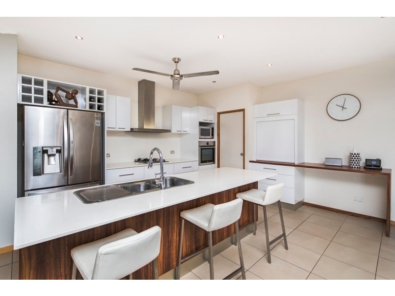 21 The Peak Road, Brinsmead QLD 4870