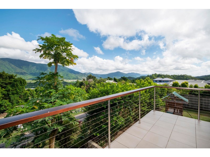 21 The Peak Road, Brinsmead QLD 4870