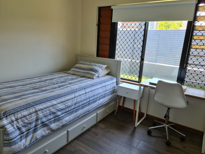 21 The Peak Road, Brinsmead QLD 4870