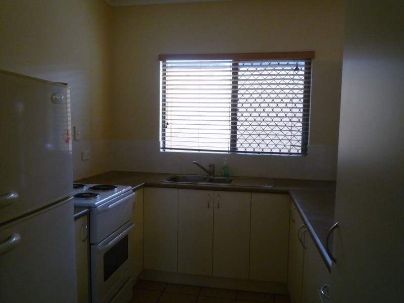 3/22-24 Toogood Road, Woree QLD 4868