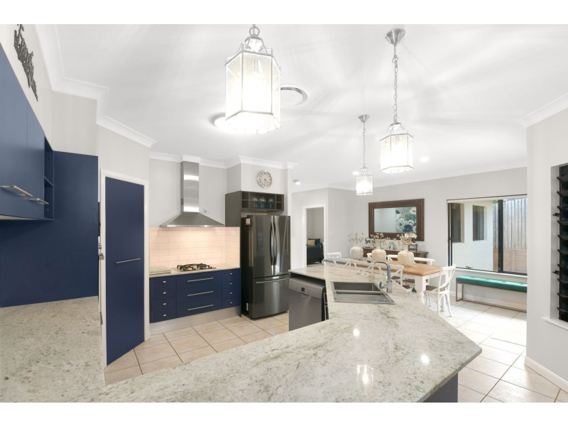 14 Hazelwood Close, Mount Sheridan QLD 4868