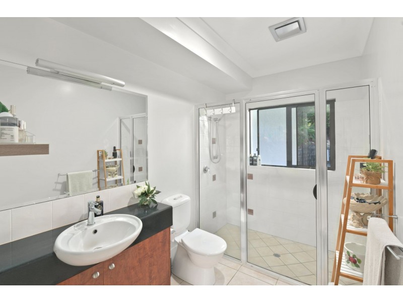 14 Hazelwood Close, Mount Sheridan QLD 4868