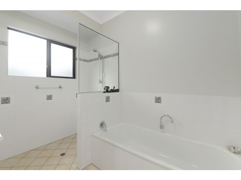 14 Hazelwood Close, Mount Sheridan QLD 4868