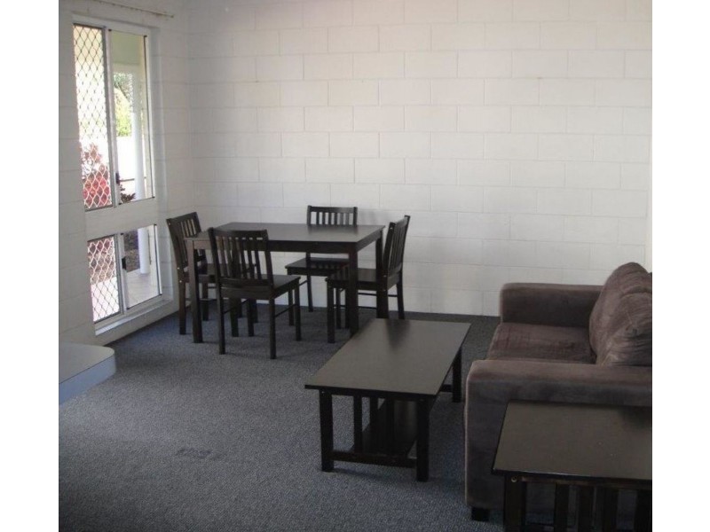 2/169 Grafton Street, Cairns City QLD 4870