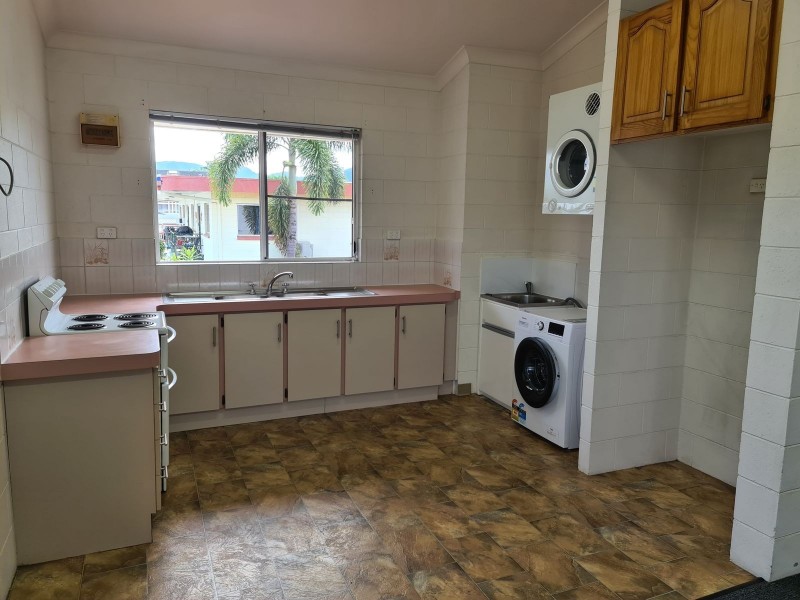 8/169 Grafton Street, Cairns City QLD 4870