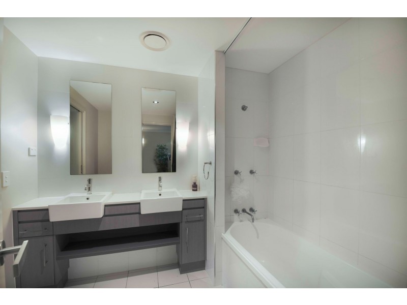 780/12-21 Gregory Street, Westcourt QLD 4870