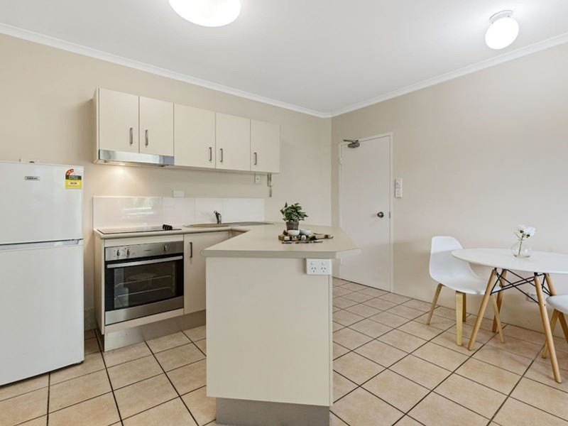 16/17-21 Martyn Street, Parramatta Park QLD 4870