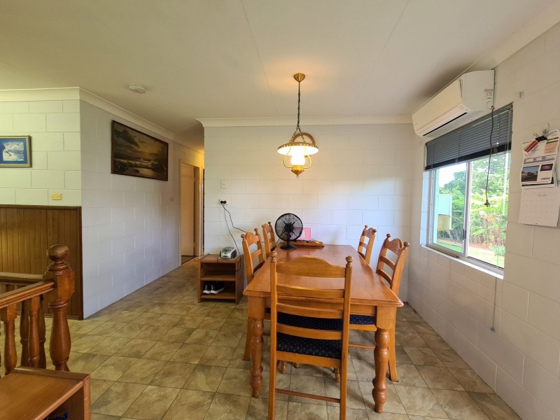 181 Toogood Road, Bayview Heights QLD 4868