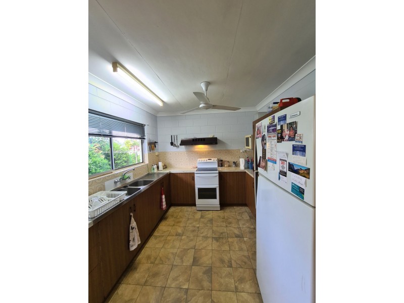 181 Toogood Road, Bayview Heights QLD 4868