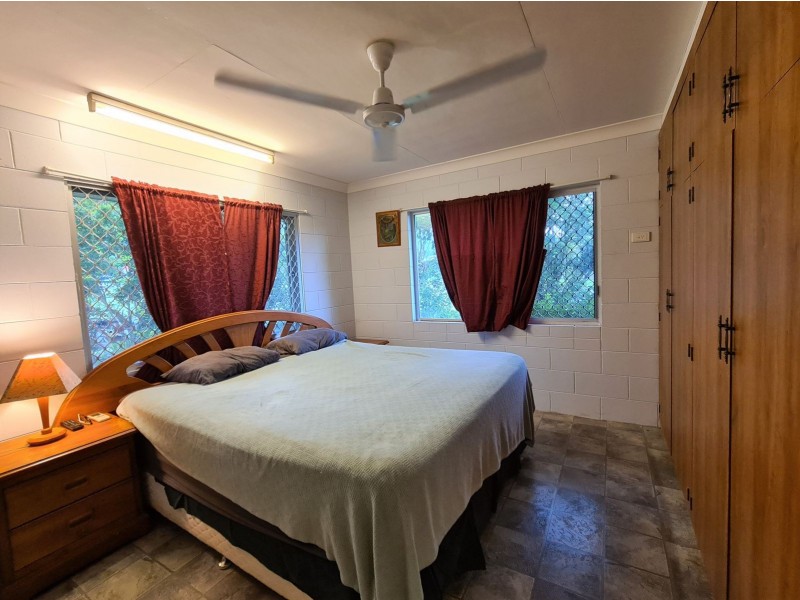 181 Toogood Road, Bayview Heights QLD 4868