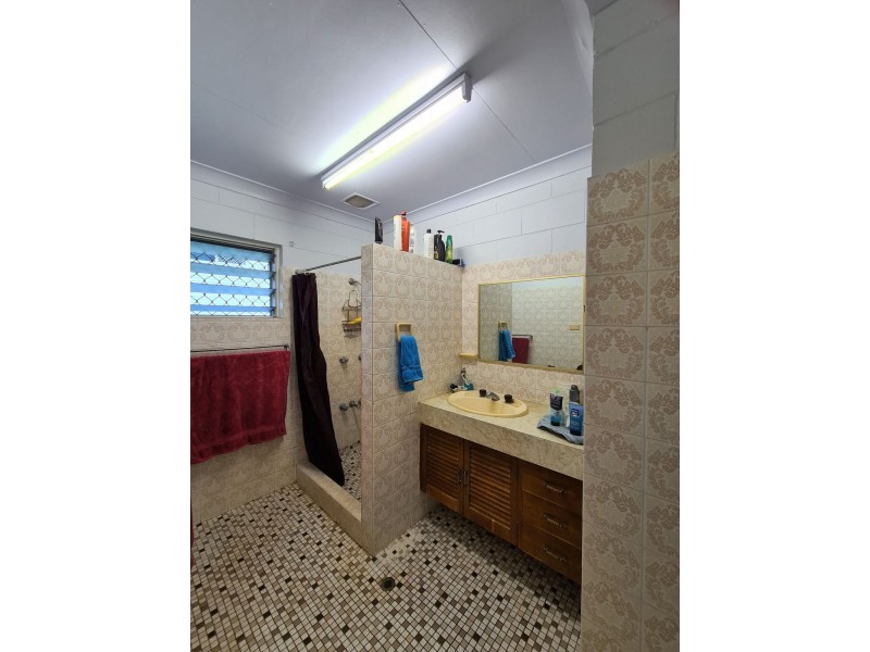 181 Toogood Road, Bayview Heights QLD 4868