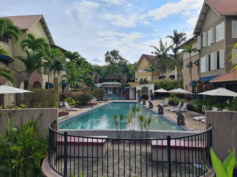 1619/2-10 Greenslopes Street, Cairns North QLD 4870