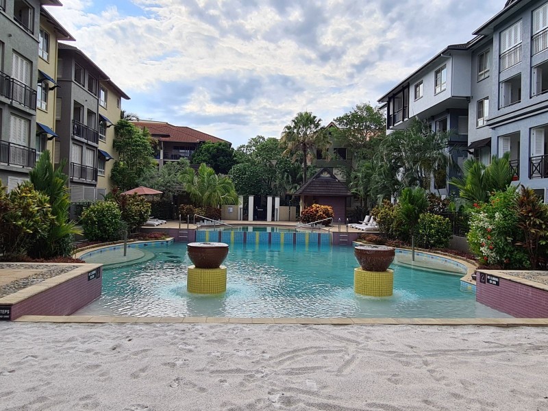 1619/2-10 Greenslopes Street, Cairns North QLD 4870