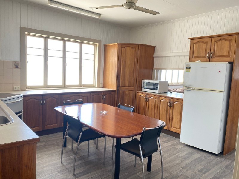 191 Newell Street, Bungalow QLD 4870