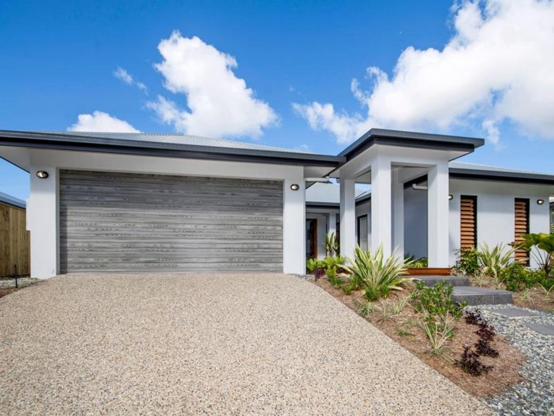 5 Whipbird, Smithfield QLD 4878