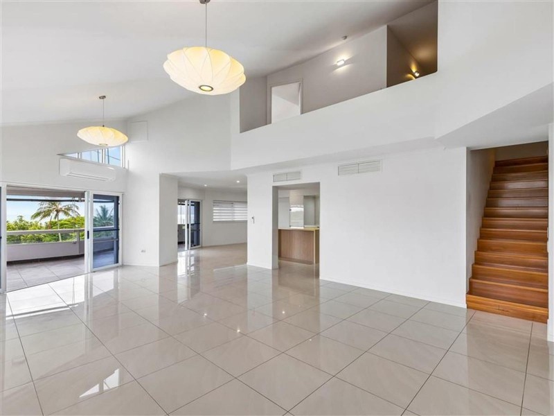 701/279 Esplanade, Cairns North QLD 4870